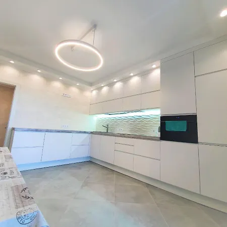 Vip Апартаменты Возле Метро Дарница, Левобережная Kyiv Exterior photo